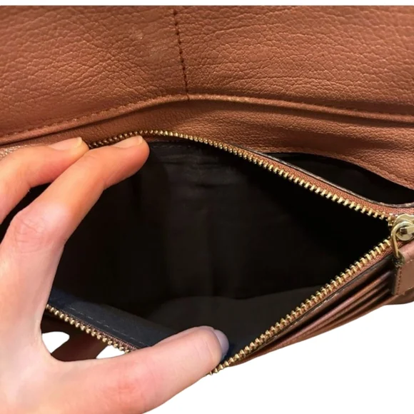 EUC Chloé Alice Pink Leather Snap Long Wallet